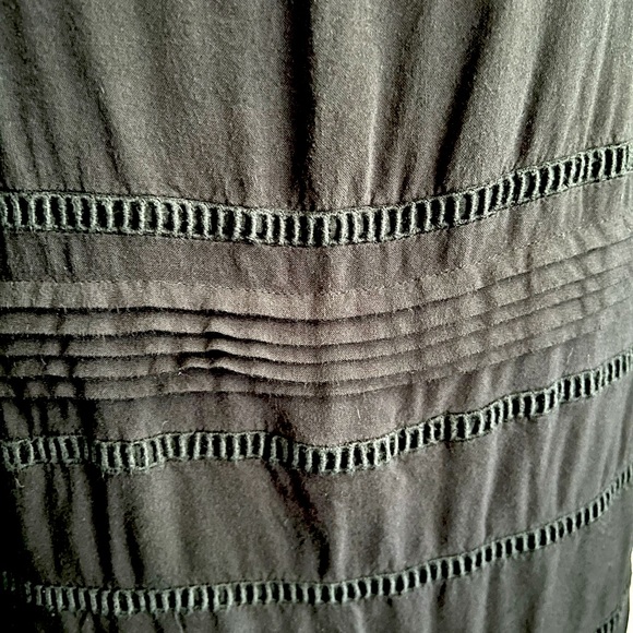 Calvin Klein sleeveless top - Picture 3 of 5